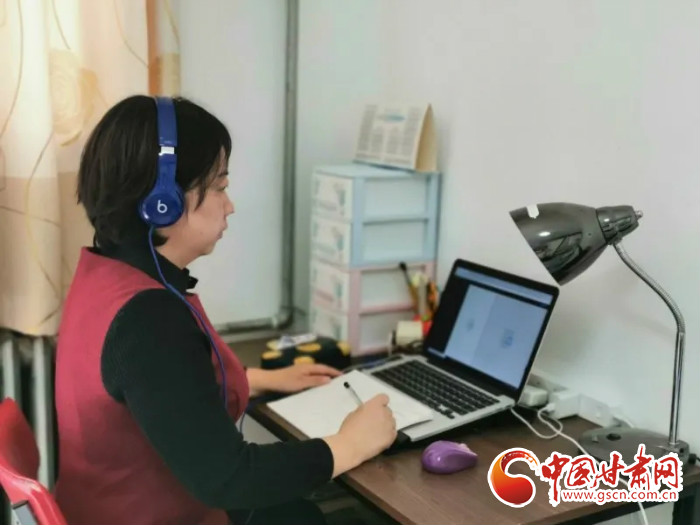 【三八特刊·“疫”線心聲】她，24小時聆聽“疫”動的心