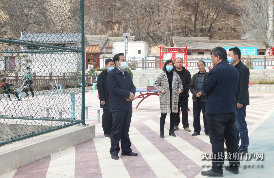 索鴻賓調(diào)研指導(dǎo)脫貧攻堅、鄉(xiāng)村振興等工作