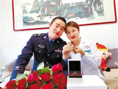 天水一對戰(zhàn)“疫”新人參加人民日報“云集體婚禮”喜結良緣