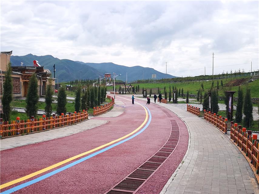 甘肅甘南州夏河縣安果村：吃上“旅游”飯，安心奔小康