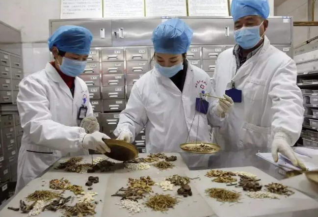 新冠肺炎疫情人物同防市民如何做？請看這里！