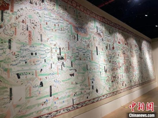 圖為展覽現(xiàn)場?！〗瓧顭?攝