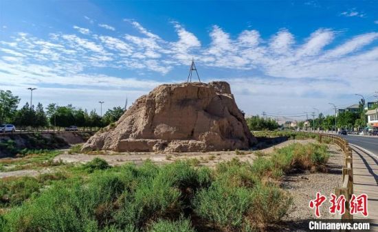 圖為沙州郡城遺址公園古遺址?！⊥醣筱y 攝