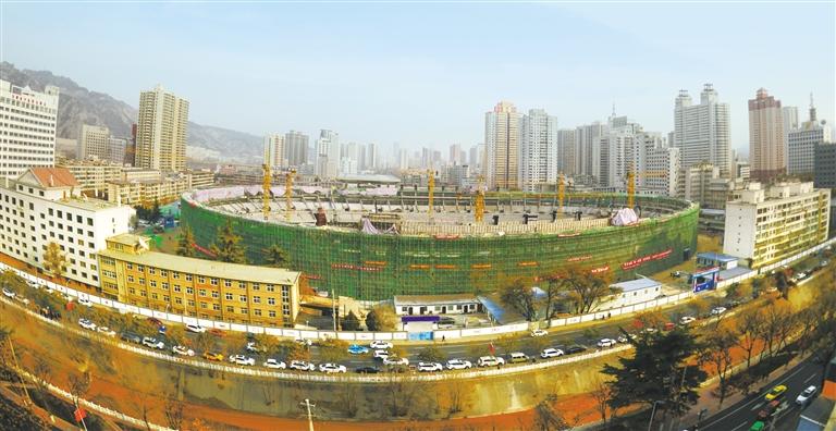 蘭州市七里河體育場主體封頂，預(yù)計明年7月交付使用