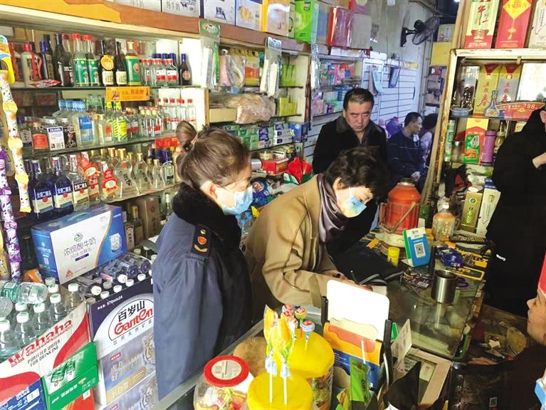 蘭州市七里河區(qū)市場(chǎng)監(jiān)管局筑牢校園食品安全和疫情防控“雙防線”