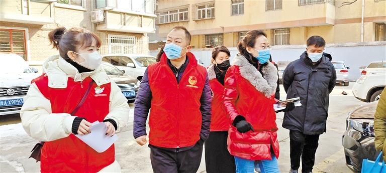 【新春走基層】解決雞毛蒜皮 感受社區(qū)“微幸?！?>
        </a><em>【新春走基層】解決雞毛蒜皮 感受社區(qū)“微幸?！?/em></li>
    <li><a  target=