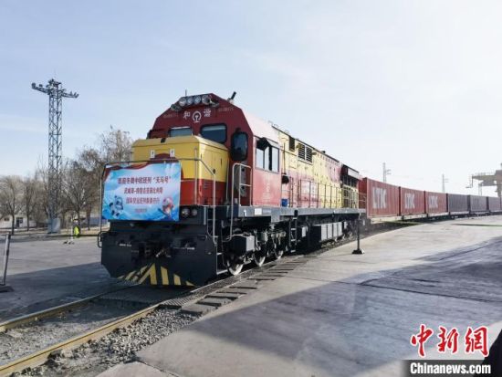 甘肅企業(yè)走出去“危中育新機” “借船出?！蓖貒H市場